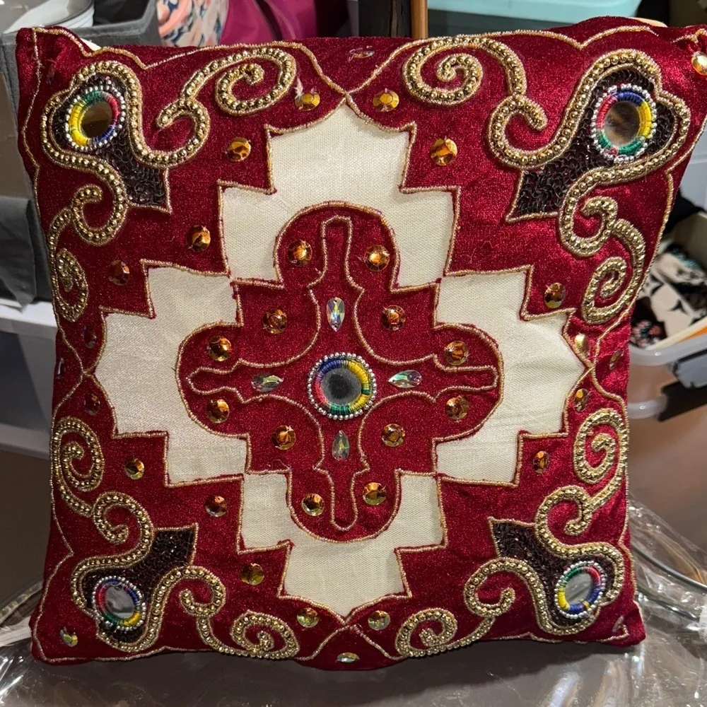 Elegant Red and White Embroidered Cushion